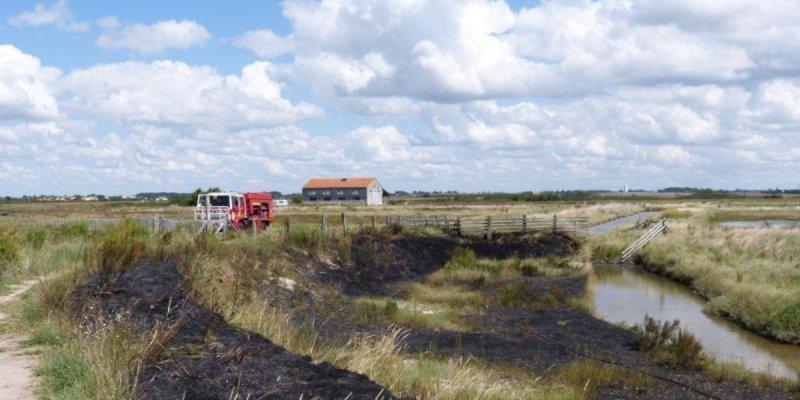 l-observatoire-a-ete-incendie-par-une-trentaine-de-chasseurs_2009171_800x400.jpg