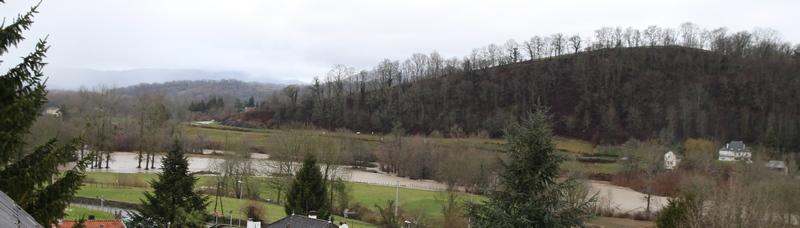 crue_gave_150226.jpg